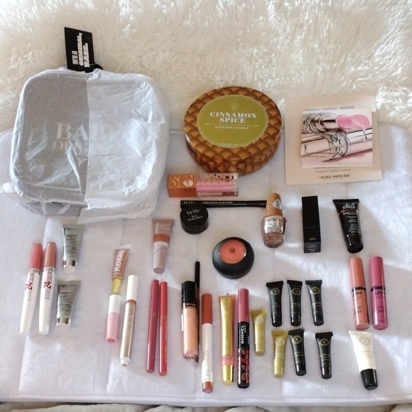 laura mercier Other - Make Up Lot